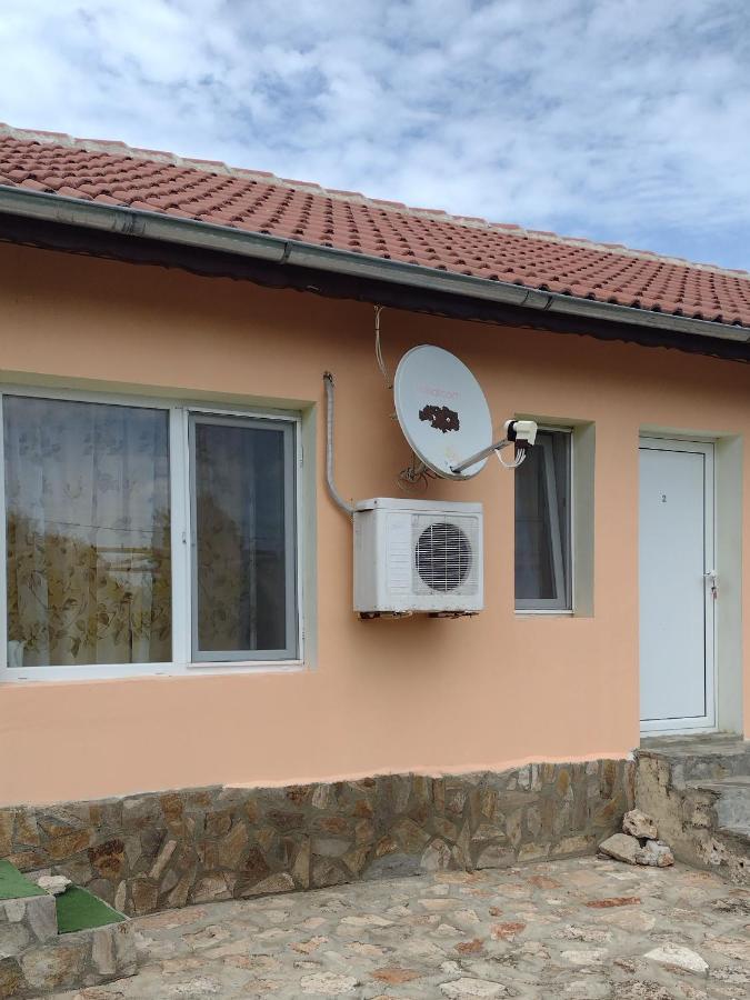 Guest House Viola Ezerets المظهر الخارجي الصورة